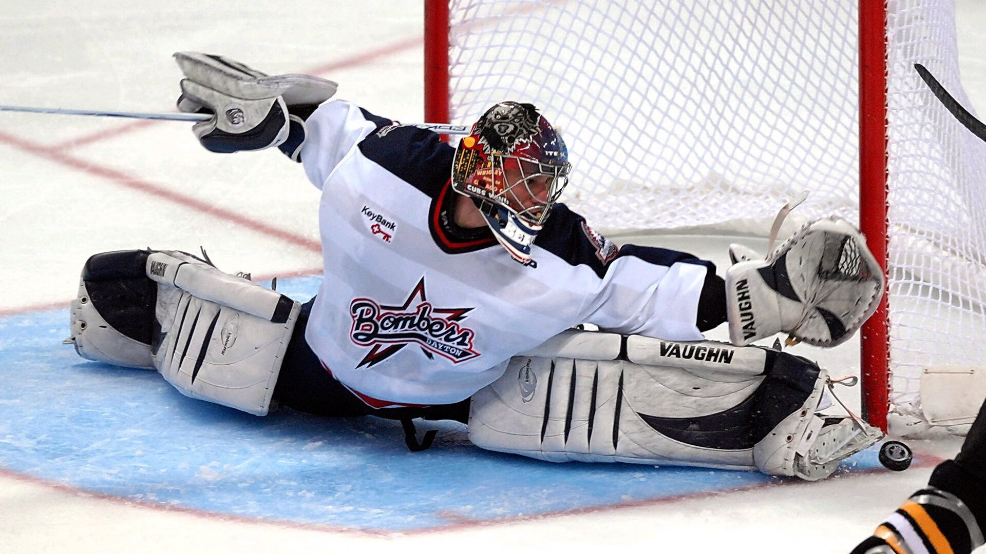 爱游戏官网充值-尼尔·巴特尔为袋鼠队防线增加了深度和稳定性